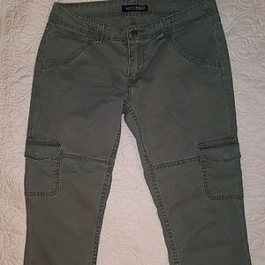 Levis Cargo